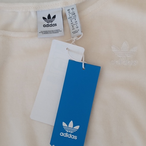 NWT Adidas Womens Velour Sweatshirt Cream Scoop Neck Cropped Sweater Size Large - Picture 6 of 10